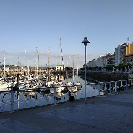 Apartamento El Rincon Del Puerto Gijón Exterior foto